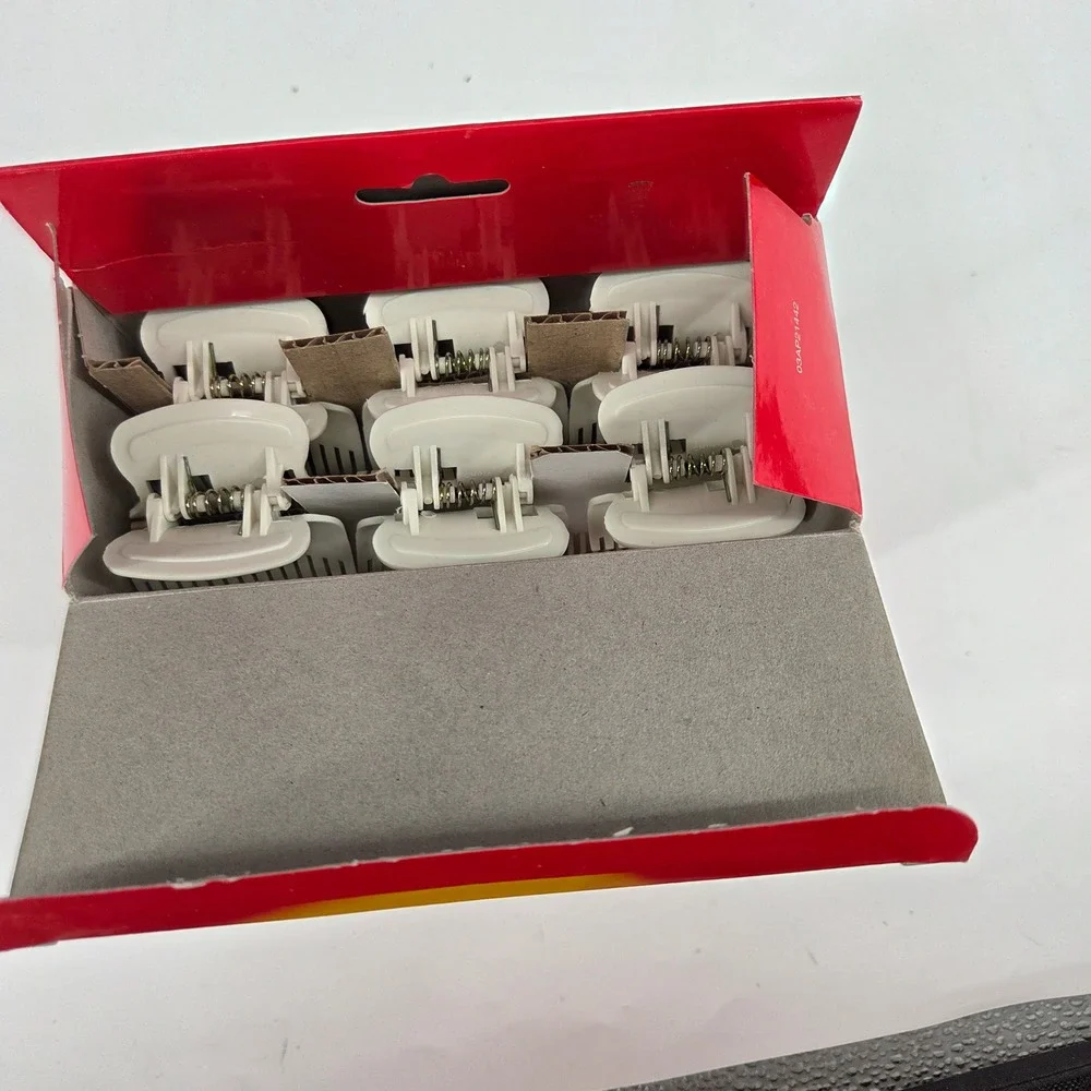 ConairPRO Pro Clips 10 Pack White Multipurpose Hair Roller Styling Clips - Picture 3 of 5